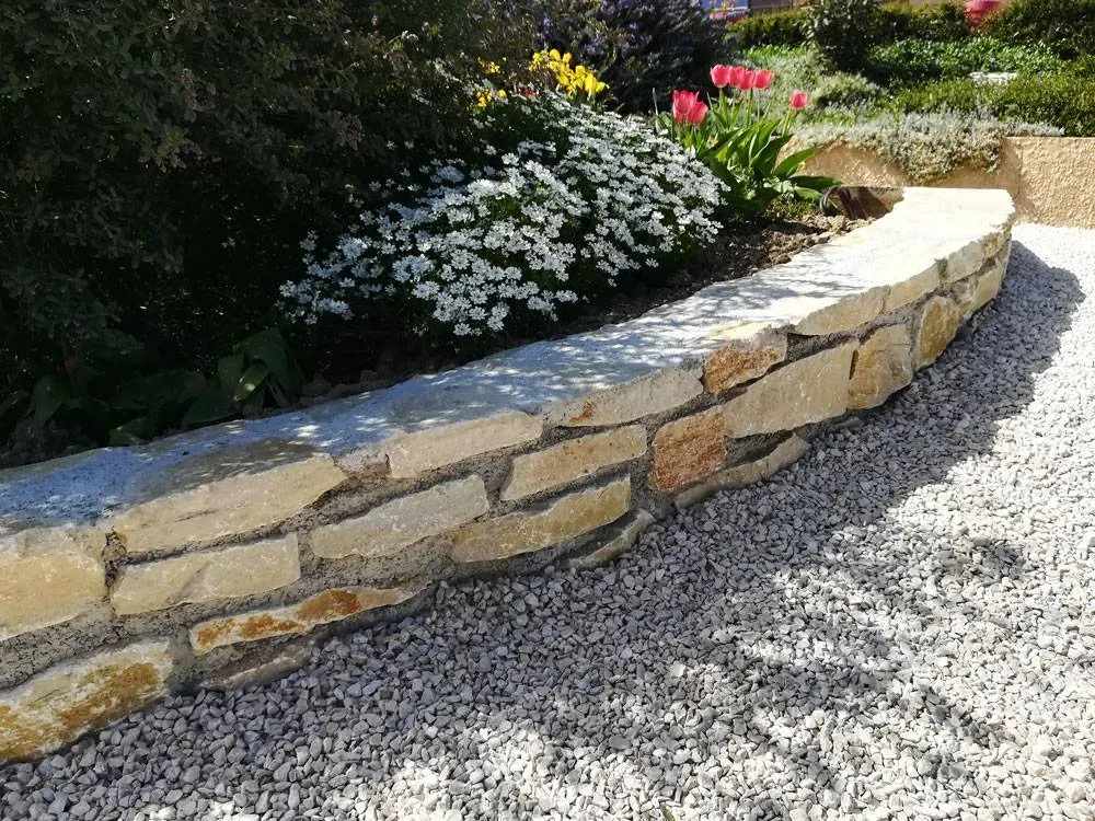 maçonnerie de jardin près de Privas