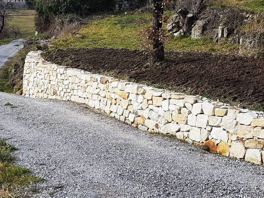 muret en pierre