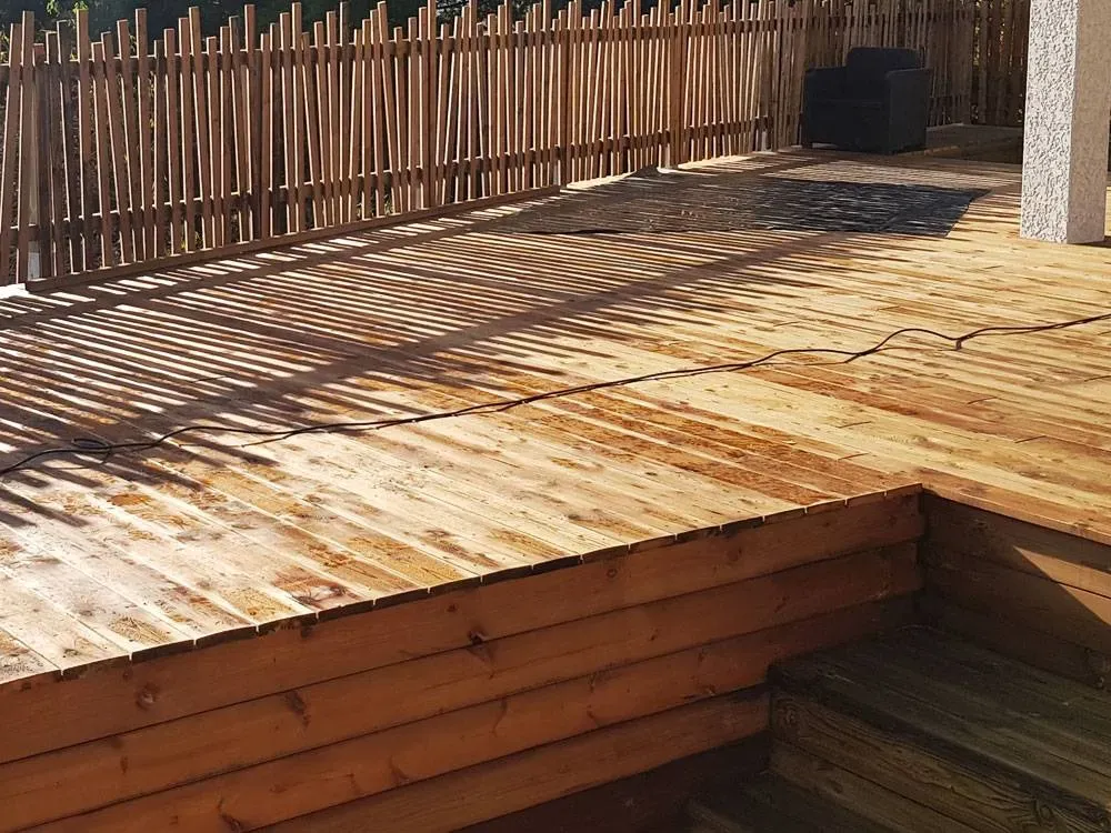 aménagement en bois jardin